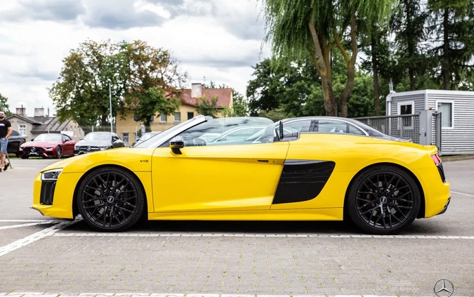 Audi R8 cena 699900 przebieg: 40000, rok produkcji 2018 z Pleszew małe 529